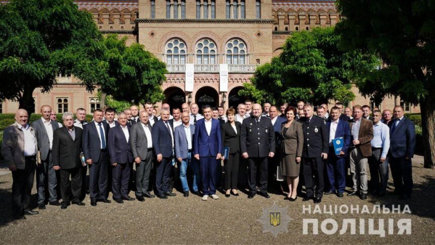 На Буковині 28 територіальних громад візьмуть участь у проєкті “Поліцейський офіцер громади”