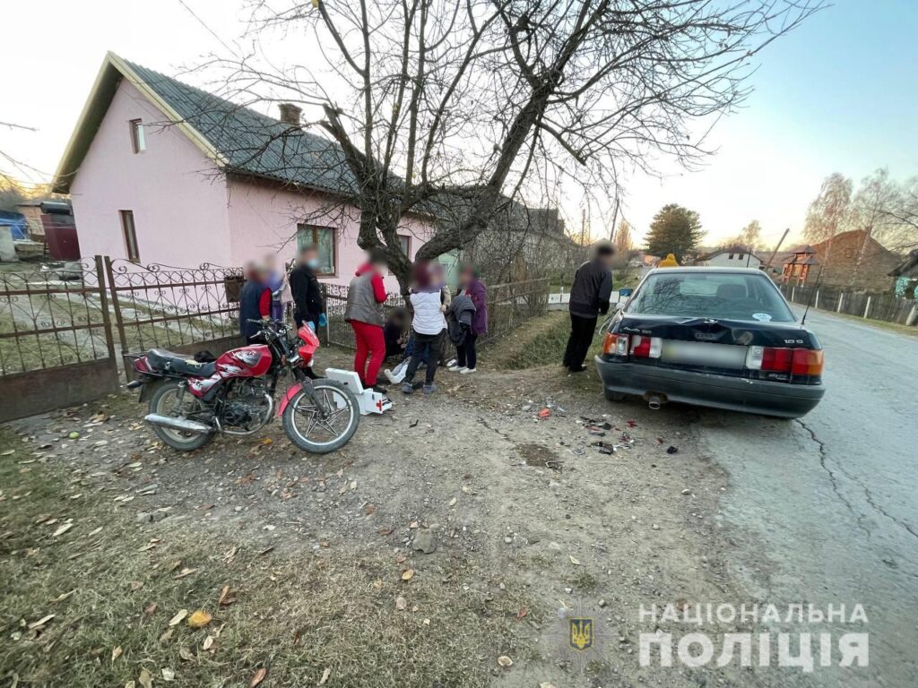 На Буковині через п’яного мотоцикліста у ДТП травмувалося двоє дітей