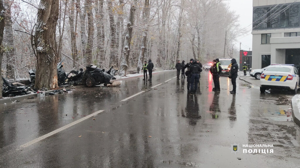Смертельна ДТП у Чернівцях: загинуло троє хлопців