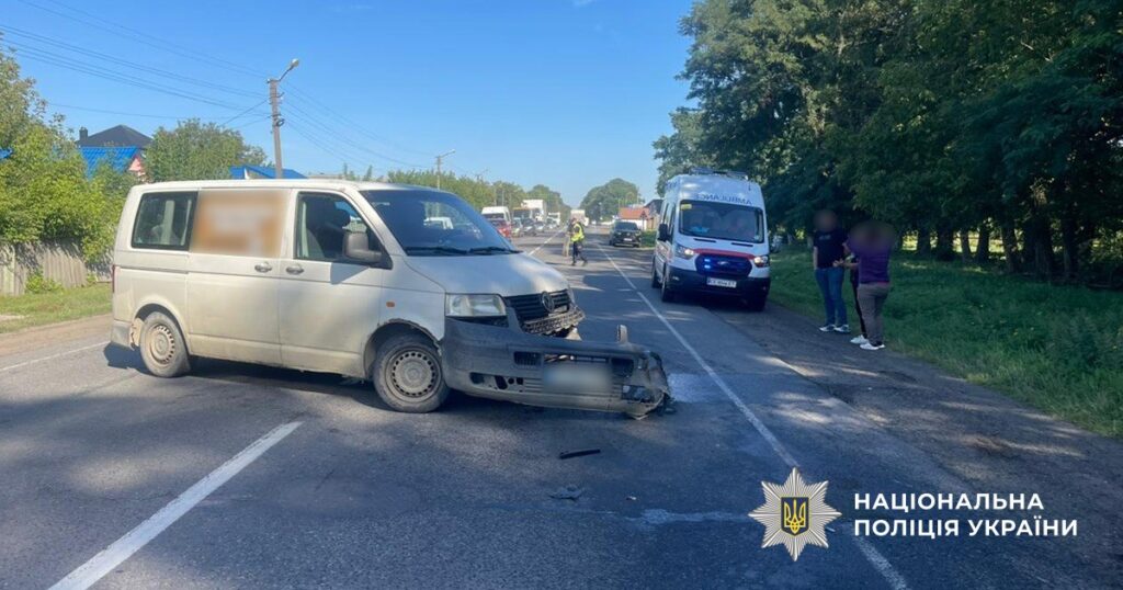 ДТП у селі Дубівці: травмувався мотоцикліст