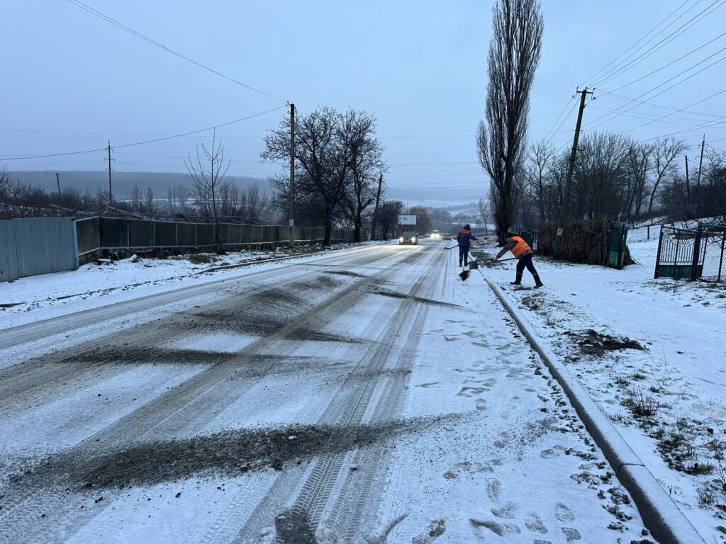 Снігопад на Буковині: ситуація в районах